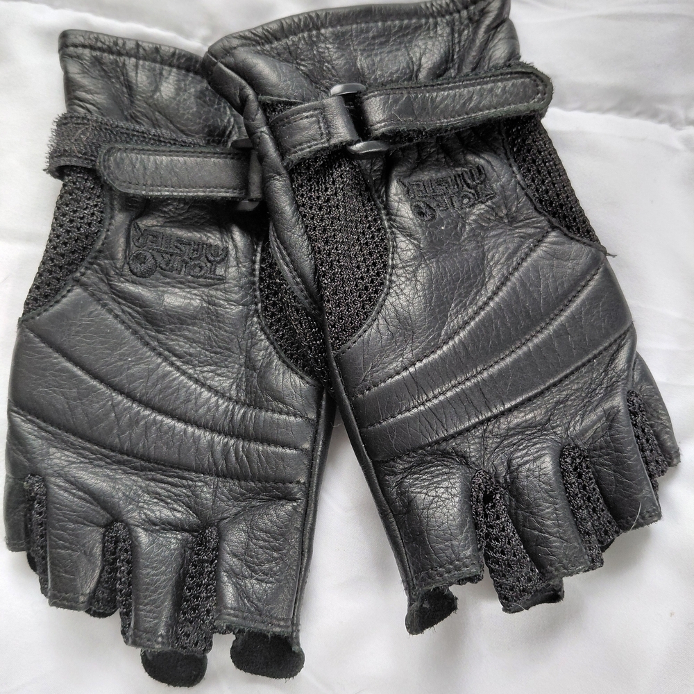 Tough Chic Black Fingerless Gloves